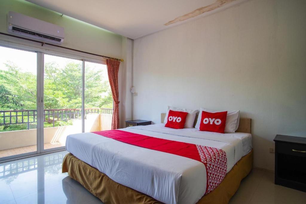 Oyo 384 Ban Sabaidee Otel Phra Nakhon Si Ayutthaya Dış mekan fotoğraf